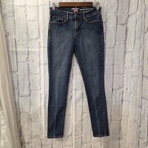 Denizen from Levi's 4M Faded Dark Wash Denim Blue Modern Skinny Jeans